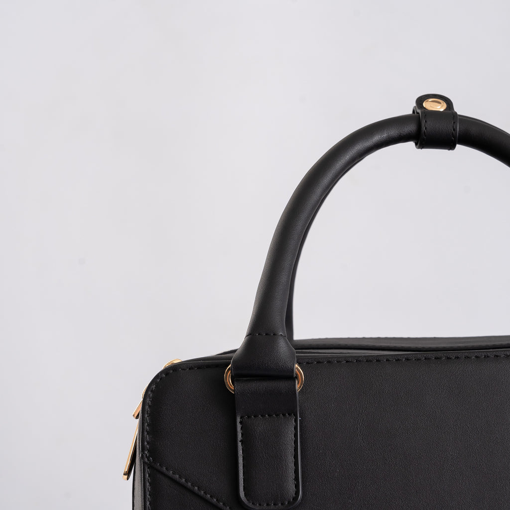 luxury laptop bag for women with handle design